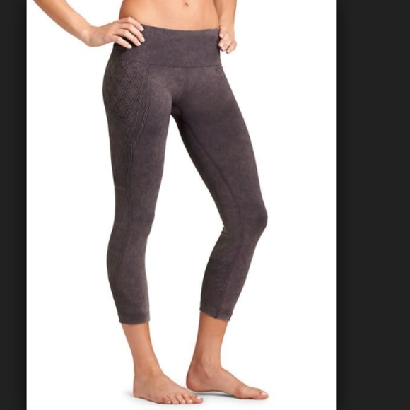 Athleta Pants - Athleta Re-Charge Capri Sun-Faded Shale Gray Crops